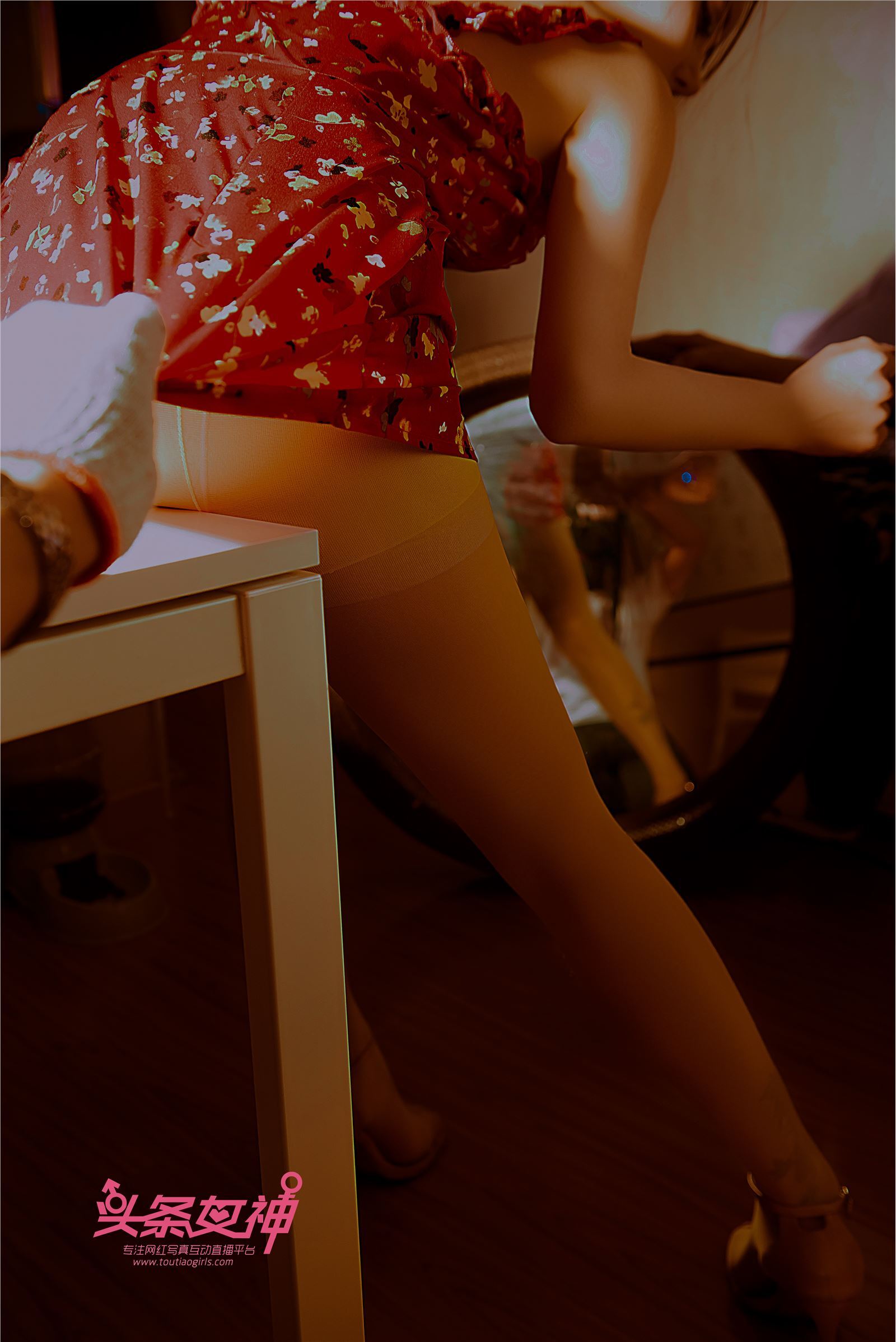 [TouTiao头条女神]2018.05.03 刘博启